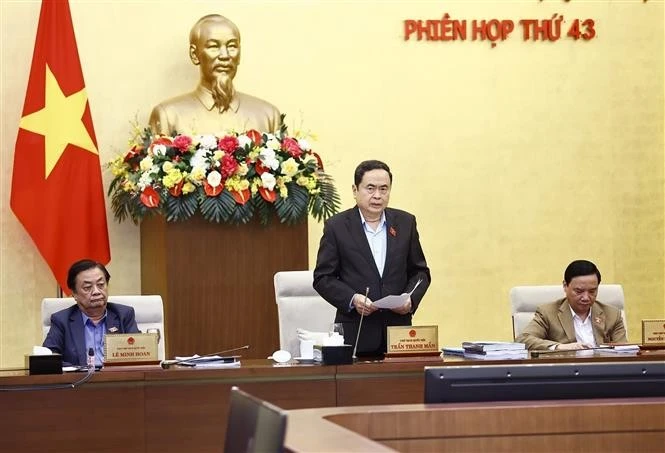 Le chef de l’organe législatif Trân Thanh Mân s'exprime lors de la clôture Comité permanent de l’Assemblée nationale (AN). Photo: VNA