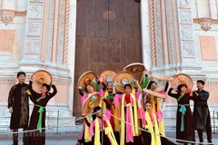 La culture vietnamienne présentée lors du Festival de musique et d'art Dancin’BO en Italie