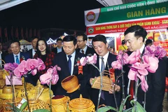 Ouverture de la foire "Les Vietnamiens consomment vietnamien" à Bac Ninh