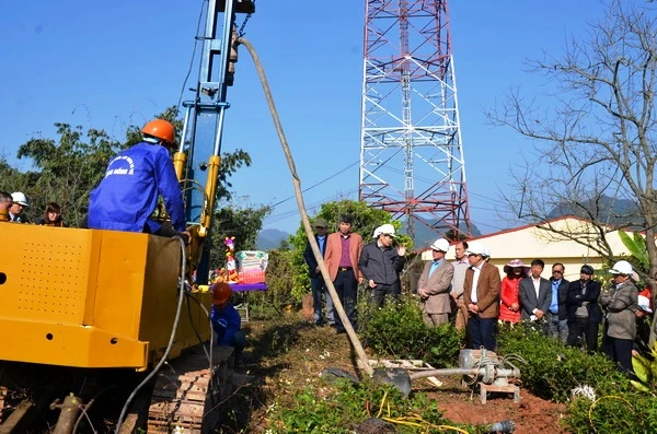 Etablissement d'un système mondial de géolocalisation via un satellite au Vietnam