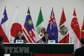 Le ministre de l’Industrie et du Commerce rencontre les ministres japonais, chilien et mexicain